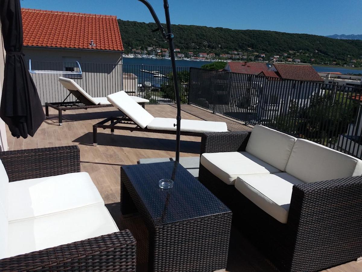 Villa Royal Supetarska Draga Exterior photo