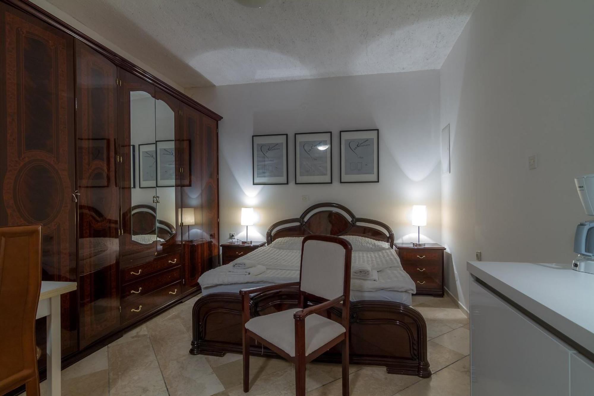 Villa Royal Supetarska Draga Room photo